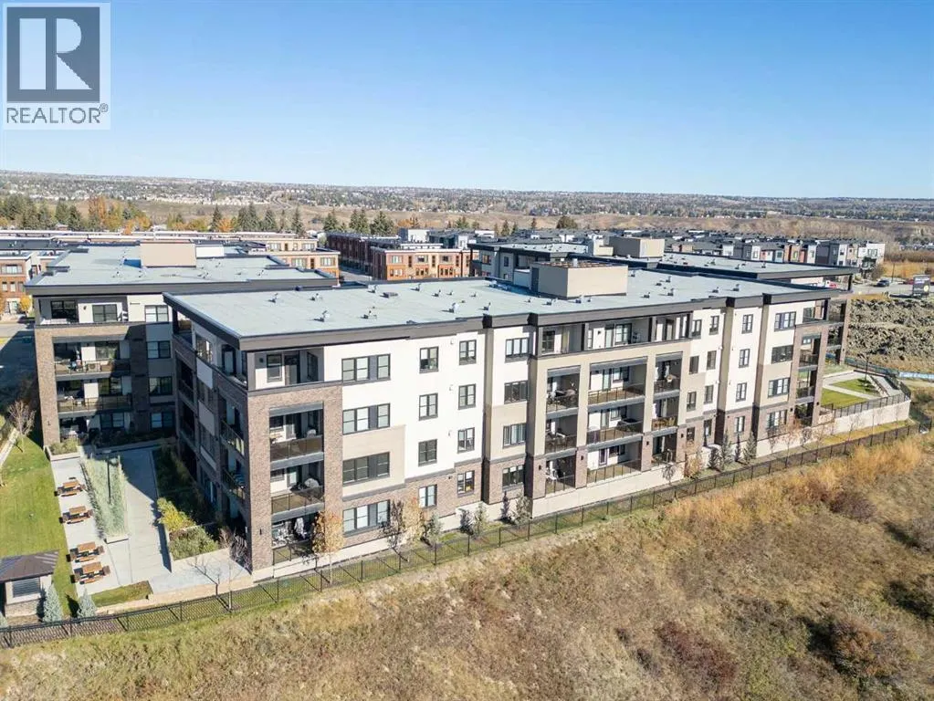 2204, 80 Greenbriar Place NW