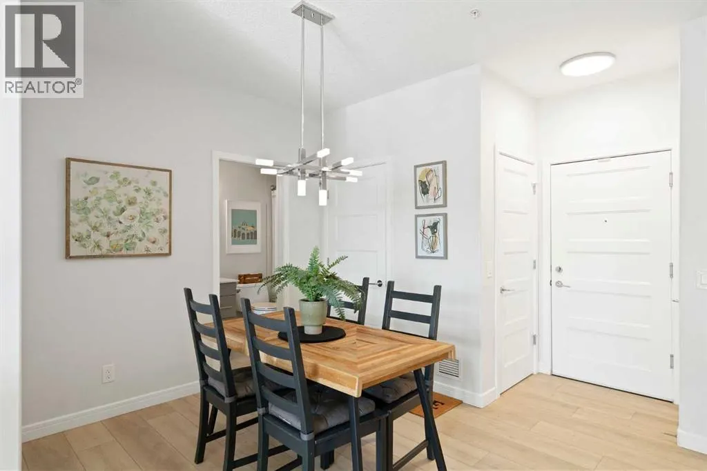 2204, 80 Greenbriar Place NW
