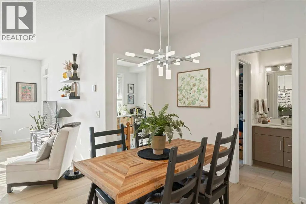 2204, 80 Greenbriar Place NW