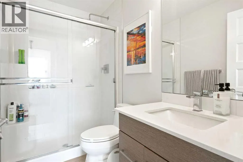 2204, 80 Greenbriar Place NW
