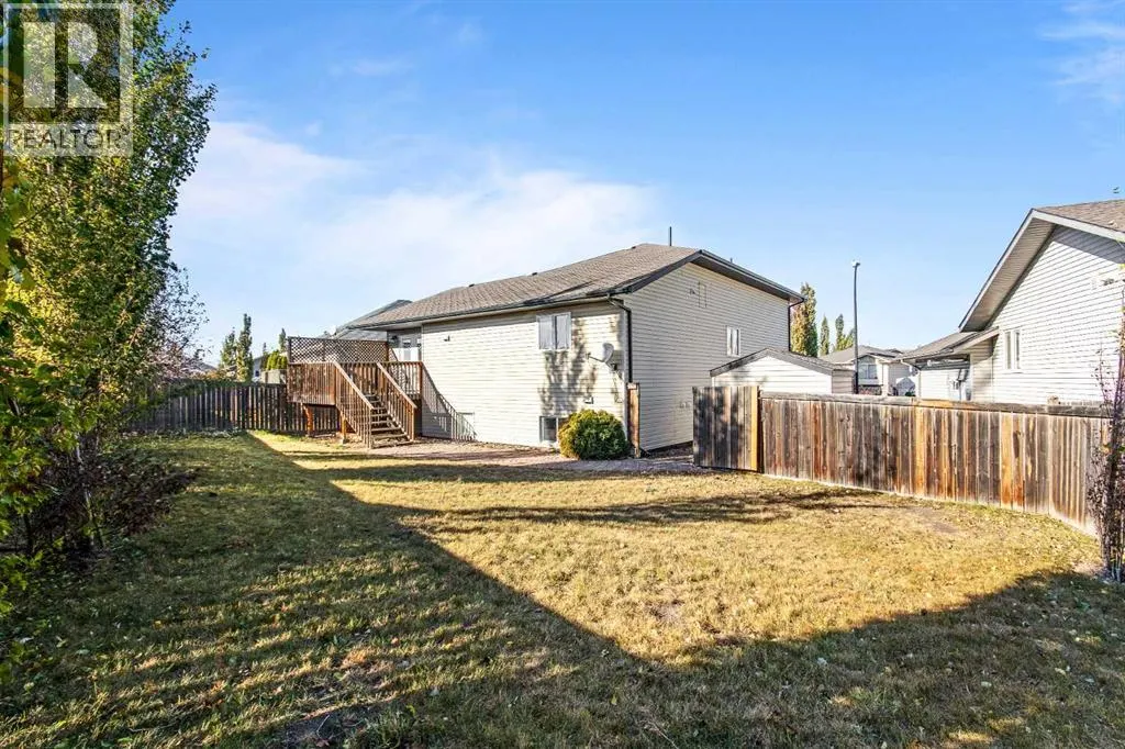 5105 21 Street Close