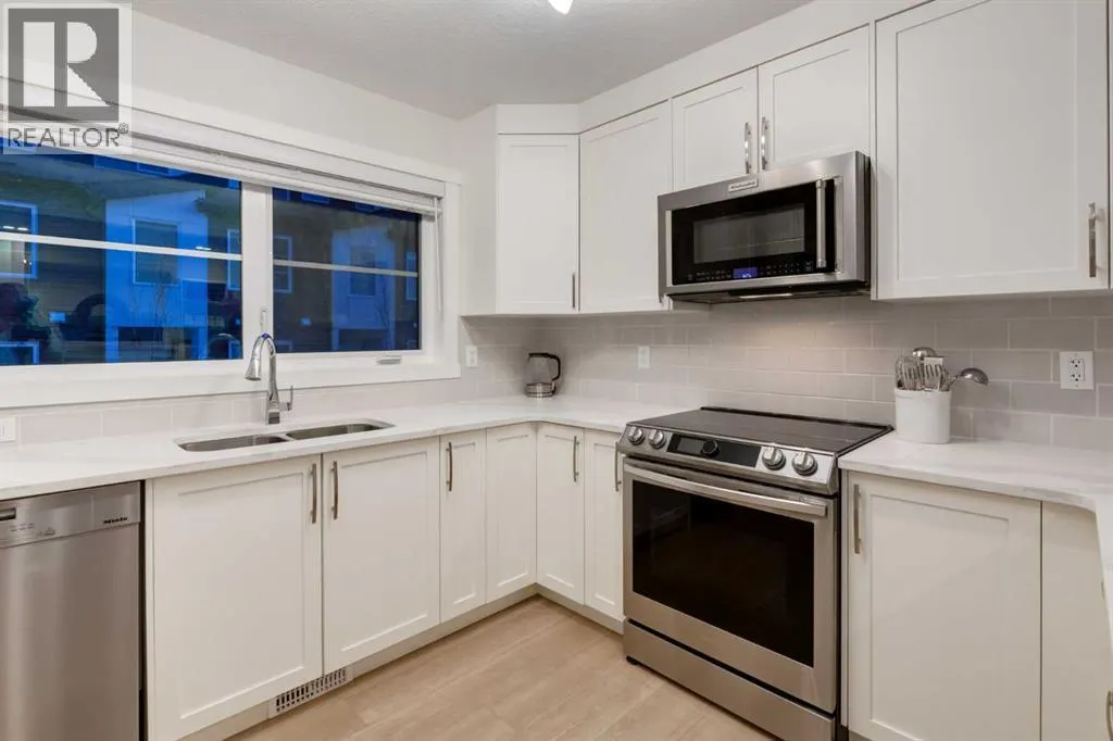 605, 474 SETON Circle SE