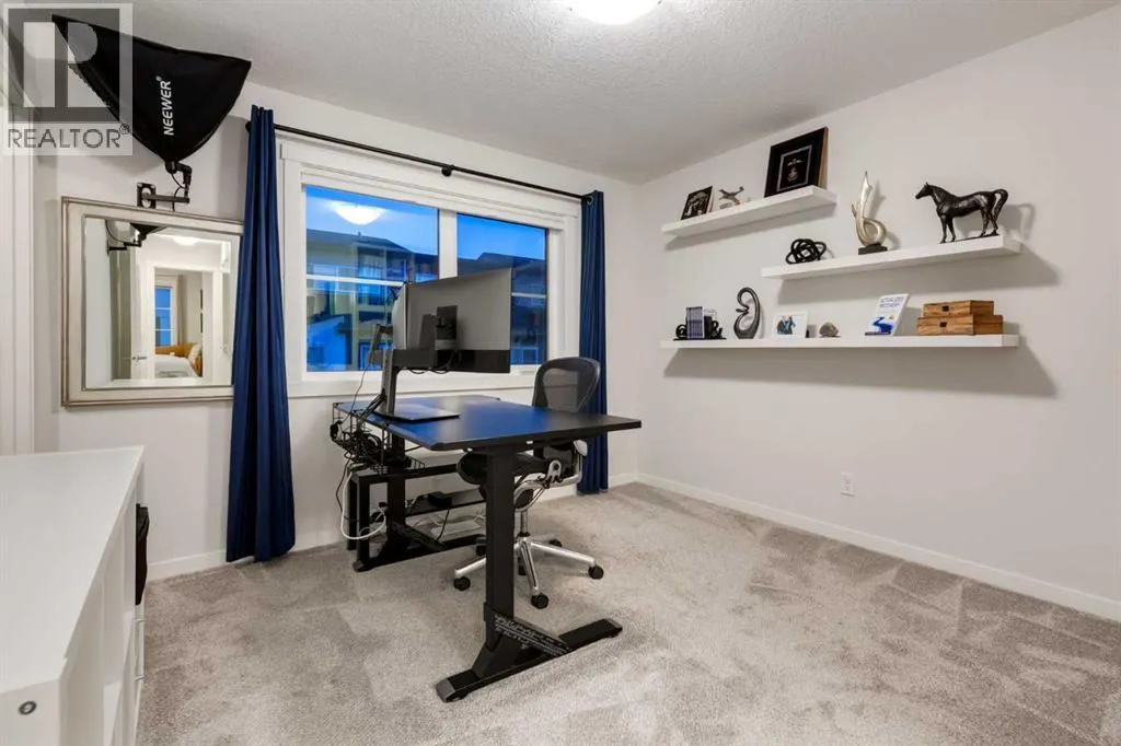 605, 474 SETON Circle SE