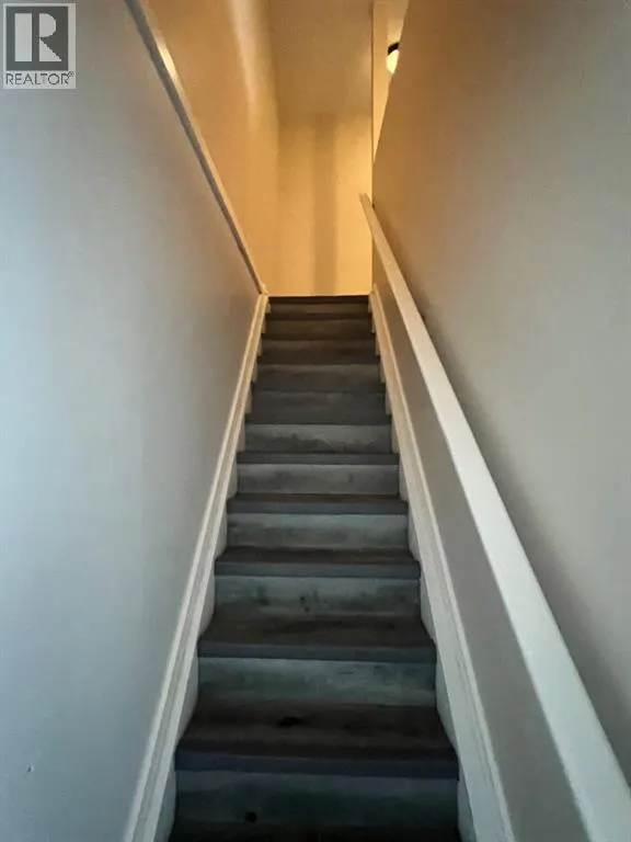 1114, 7201 Poplar Drive