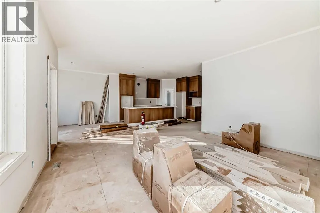 5821 Maple Cres