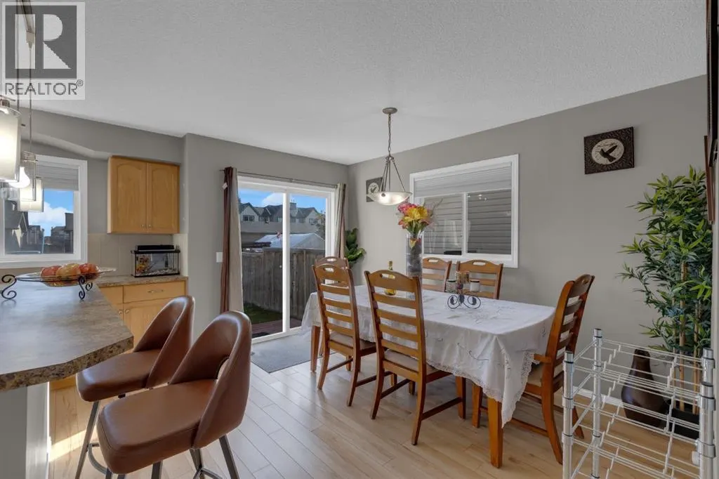 186 Everglen Rise SW