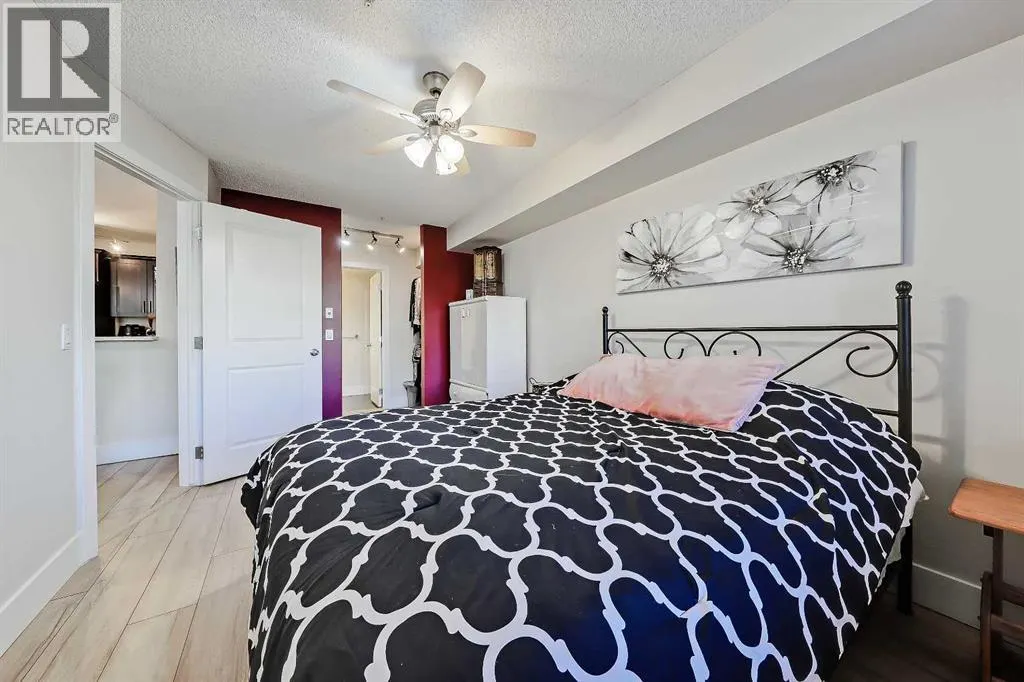 112, 380 Marina Drive