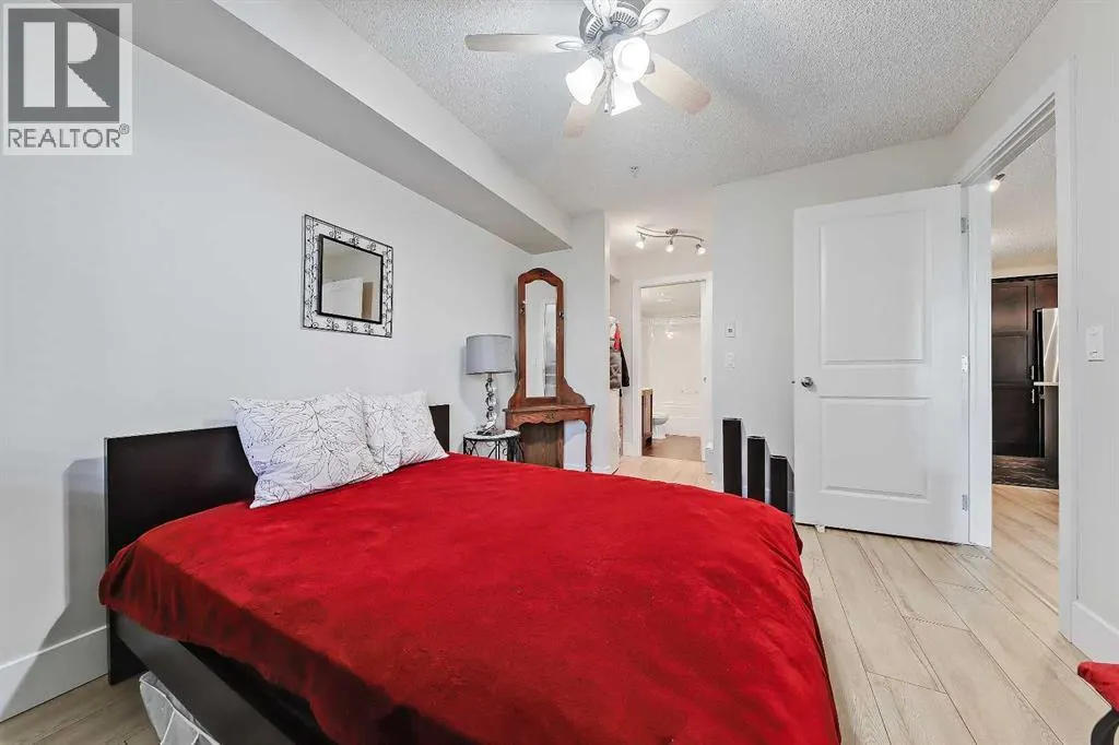 112, 380 Marina Drive