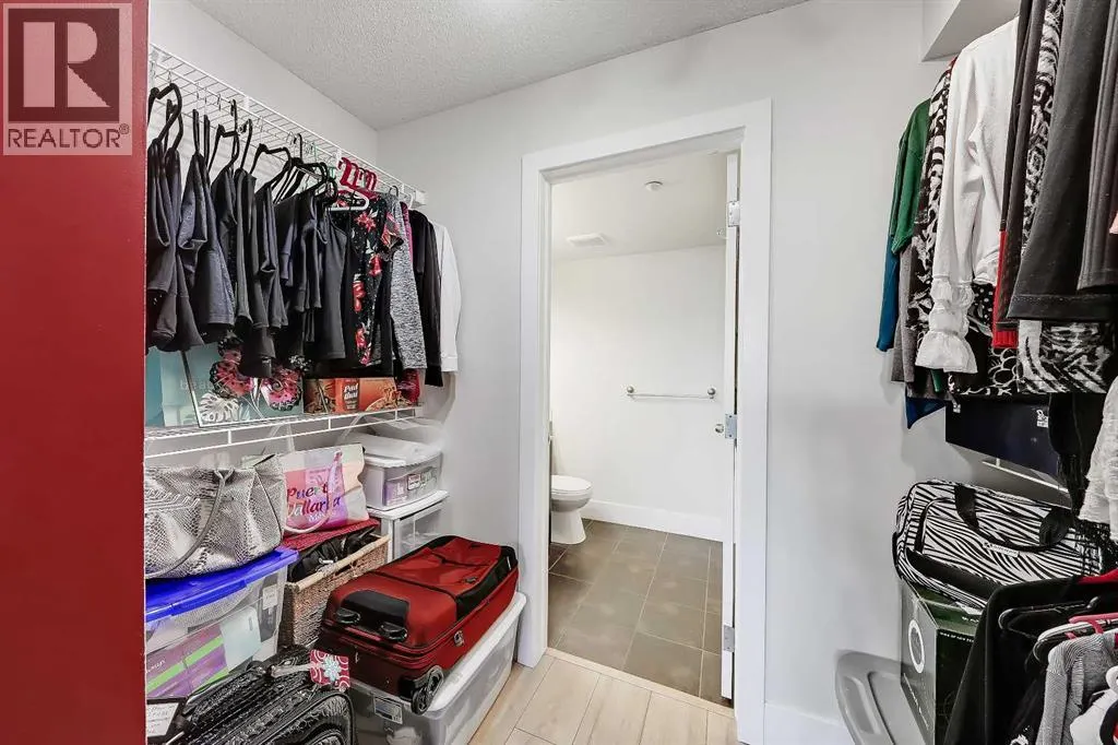 112, 380 Marina Drive