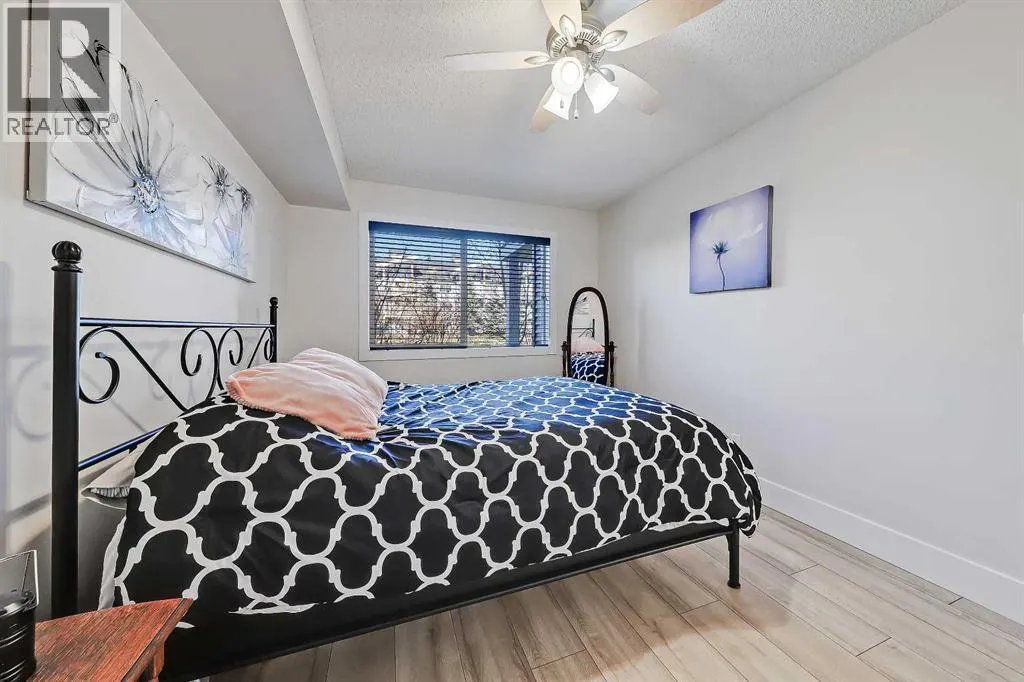 112, 380 Marina Drive