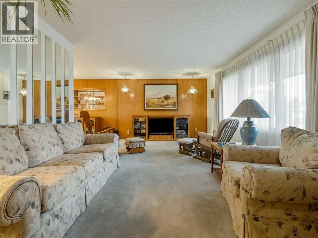 1311 23 Avenue