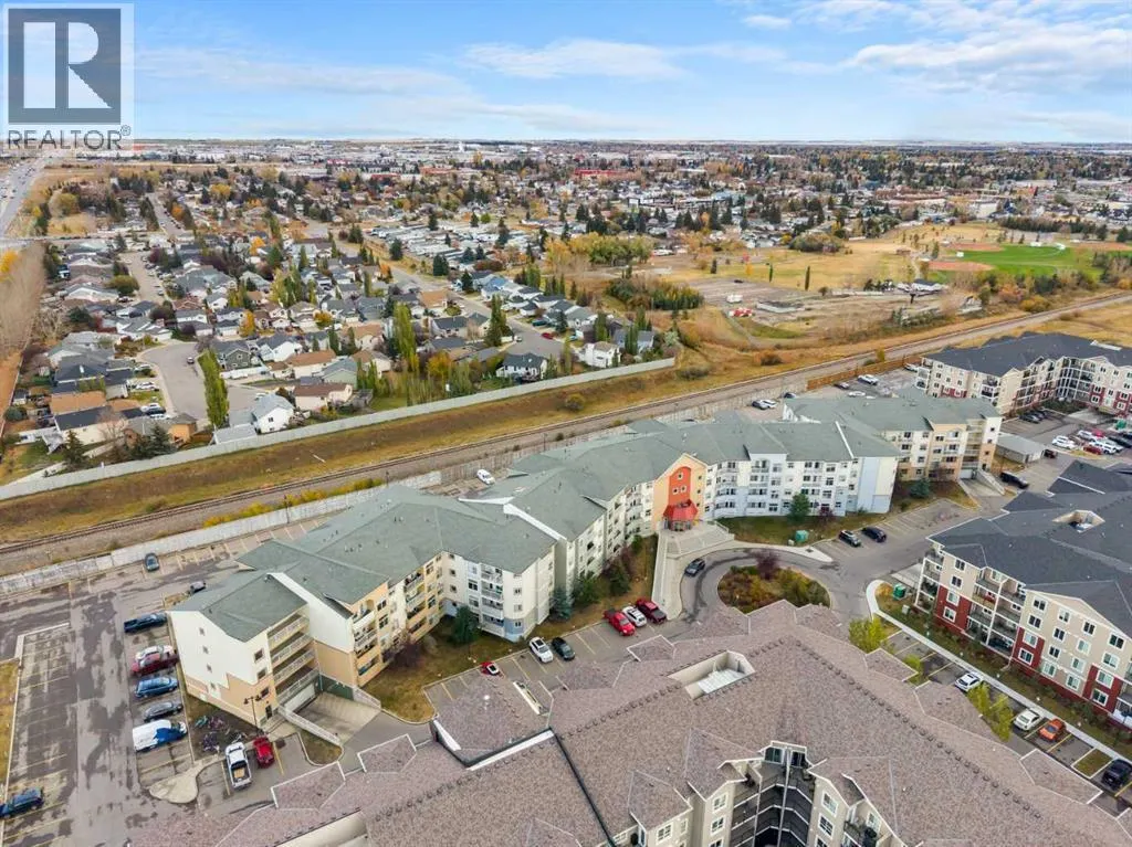 2121, 700 Willowbrook Road NW