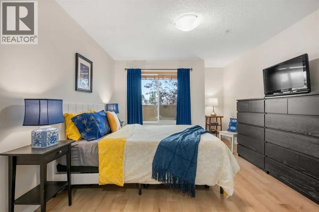 2121, 700 Willowbrook Road NW