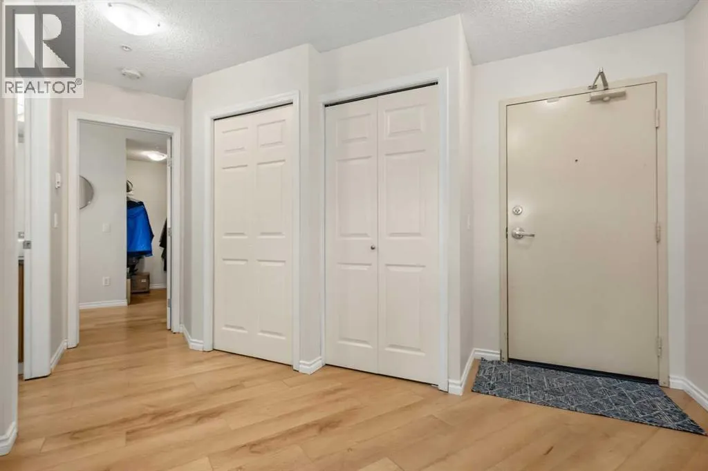 2121, 700 Willowbrook Road NW