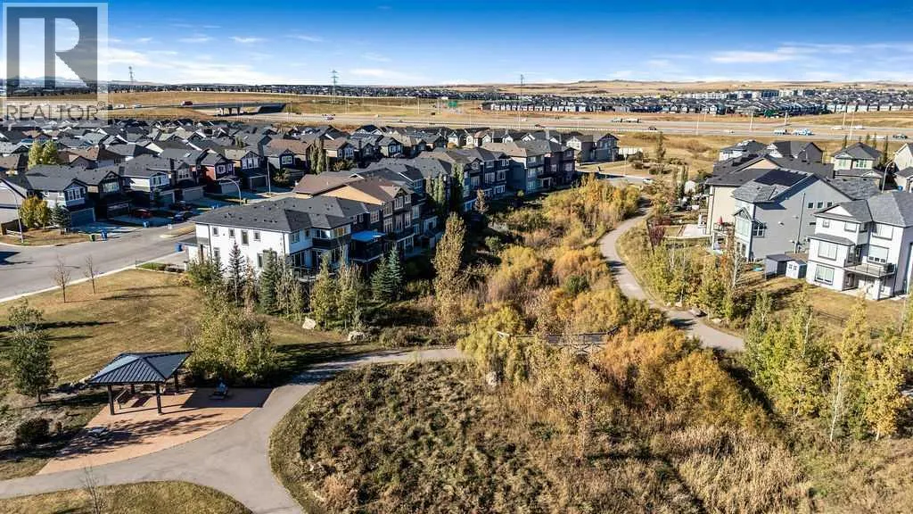 82 Panton View NW