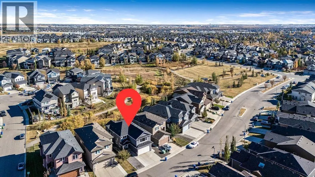 82 Panton View NW