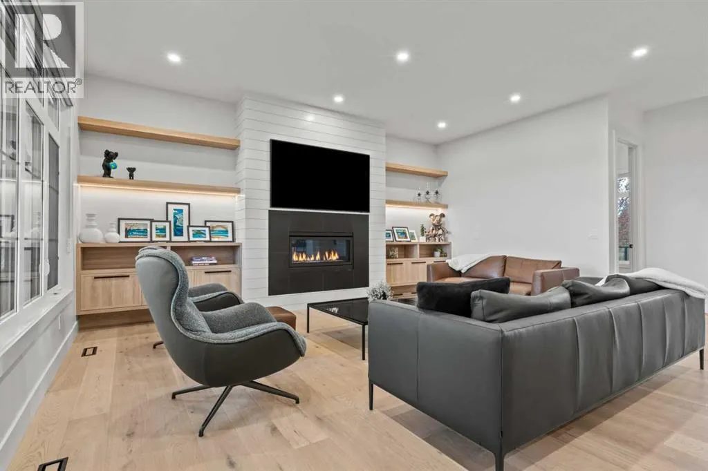336 West Chestermere Drive