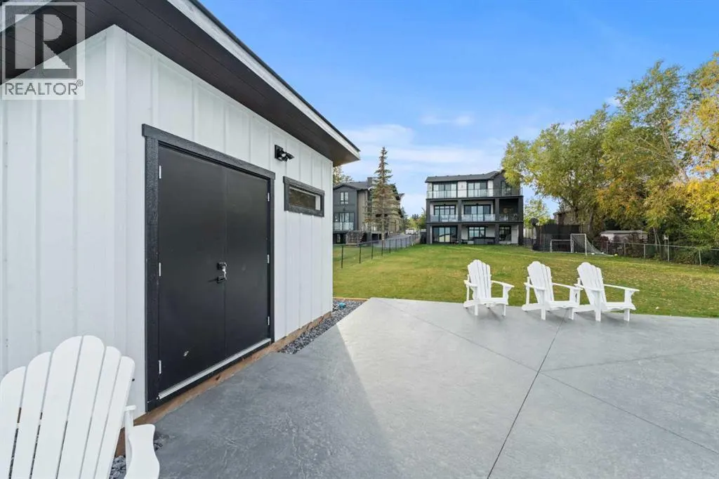 336 West Chestermere Drive