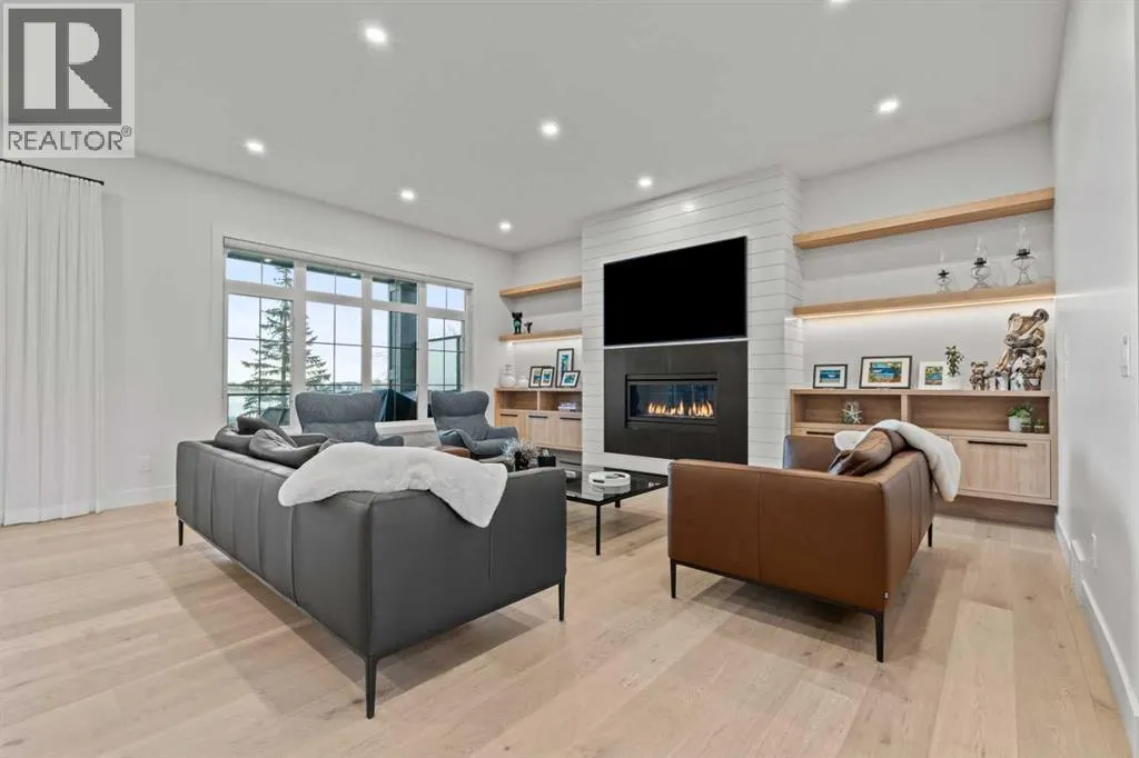 336 West Chestermere Drive