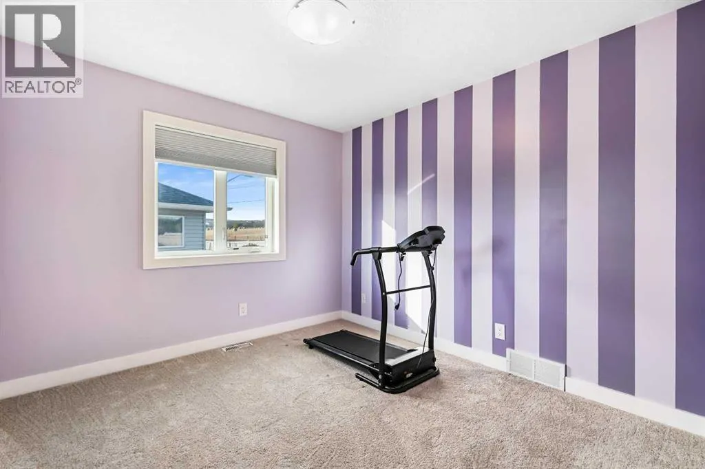 753 Fairways Green NW