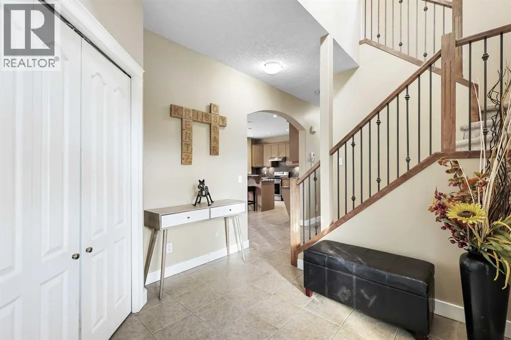 753 Fairways Green NW