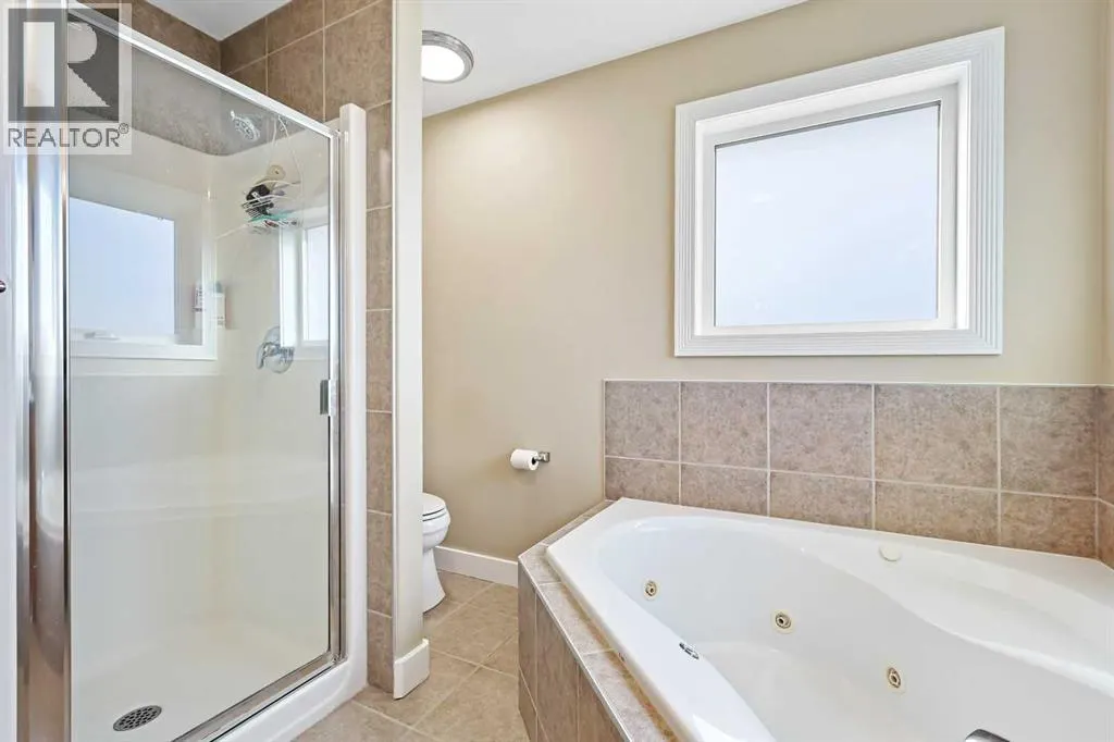 753 Fairways Green NW