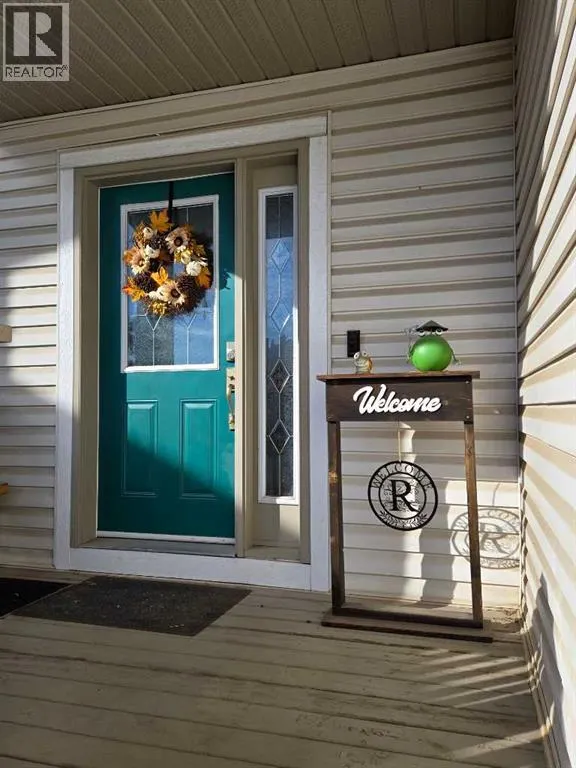 753 Fairways Green NW