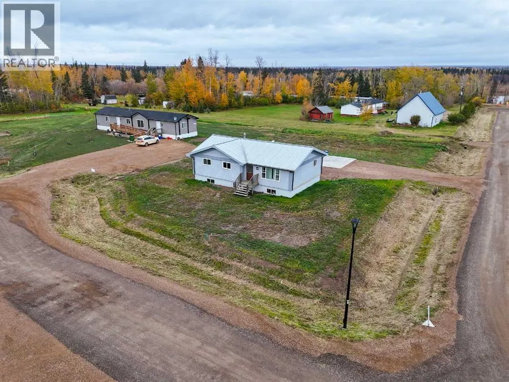 5702 44 Ave