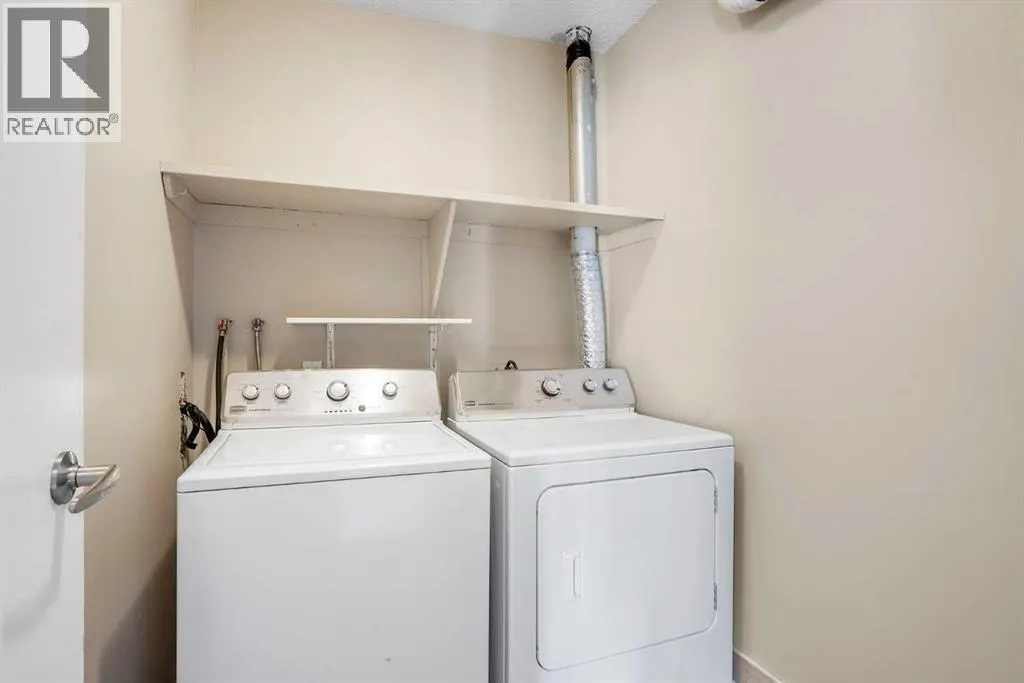 1123 Mckinnon Drive NE