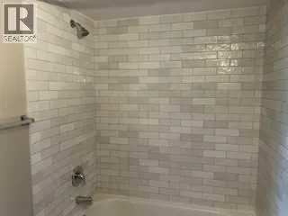 1123 Mckinnon Drive NE