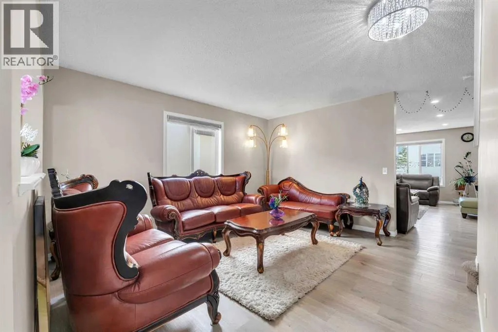 138 Saddlecrest Park NE