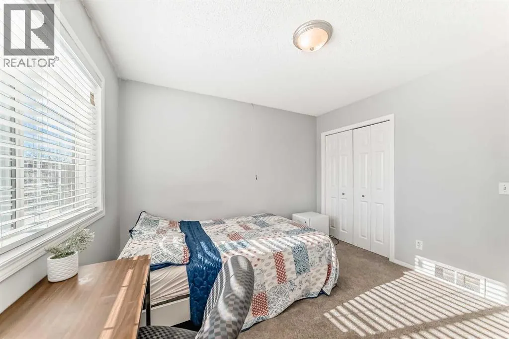307 Panatella Court NW