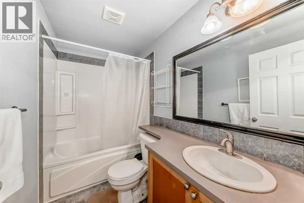 307 Panatella Court NW