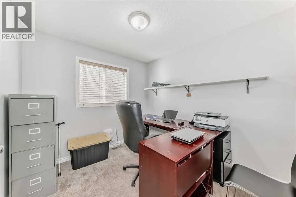307 Panatella Court NW