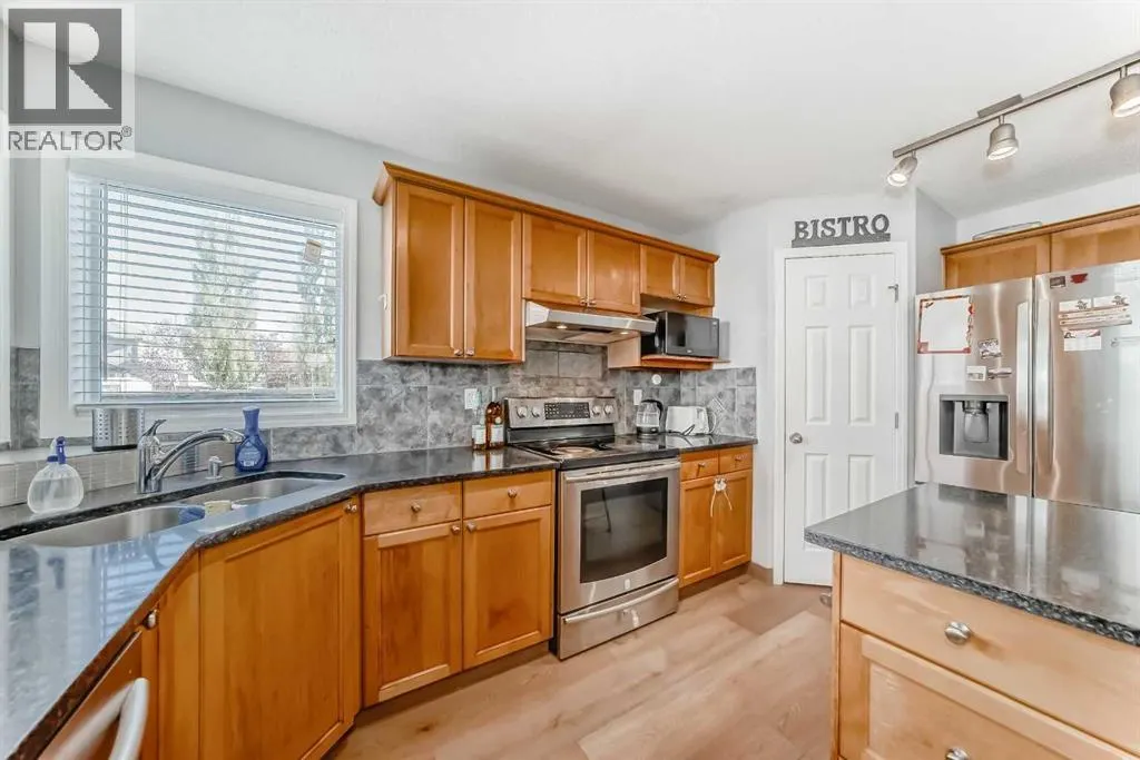 307 Panatella Court NW