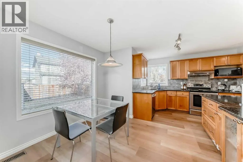 307 Panatella Court NW