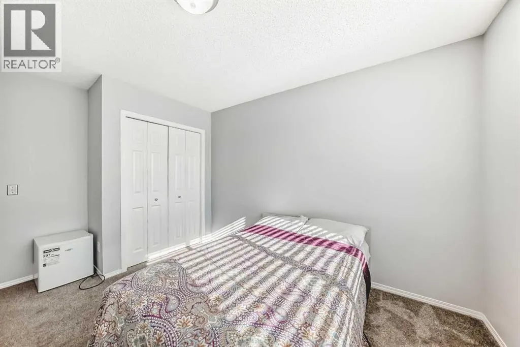 307 Panatella Court NW