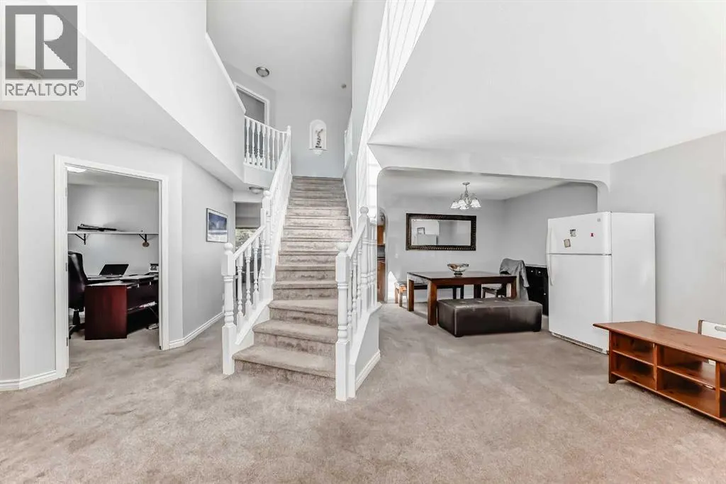 307 Panatella Court NW