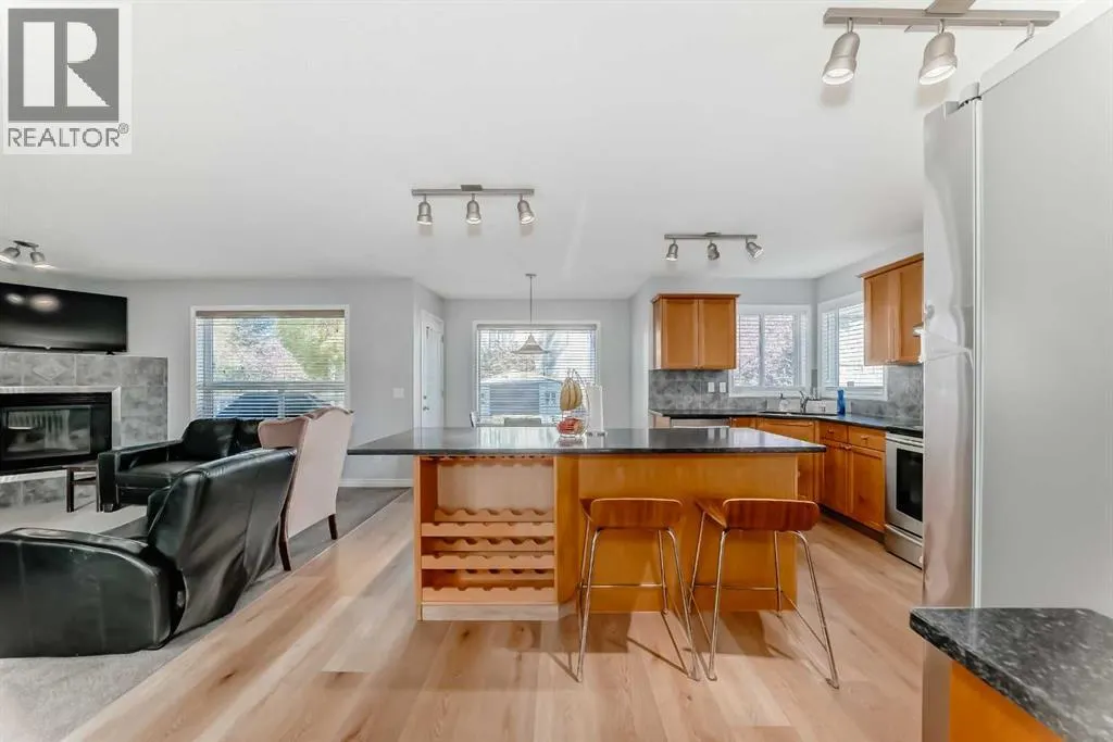 307 Panatella Court NW