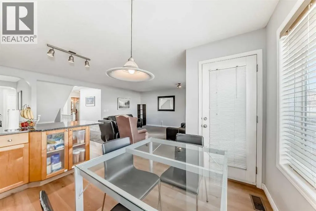 307 Panatella Court NW