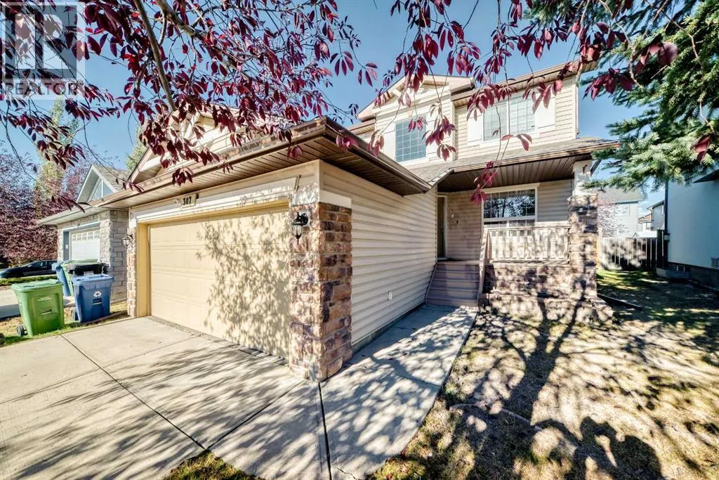307 Panatella Court NW