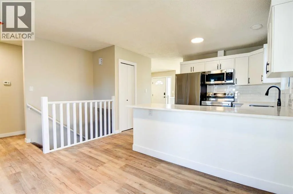 112 Dixon Crescent