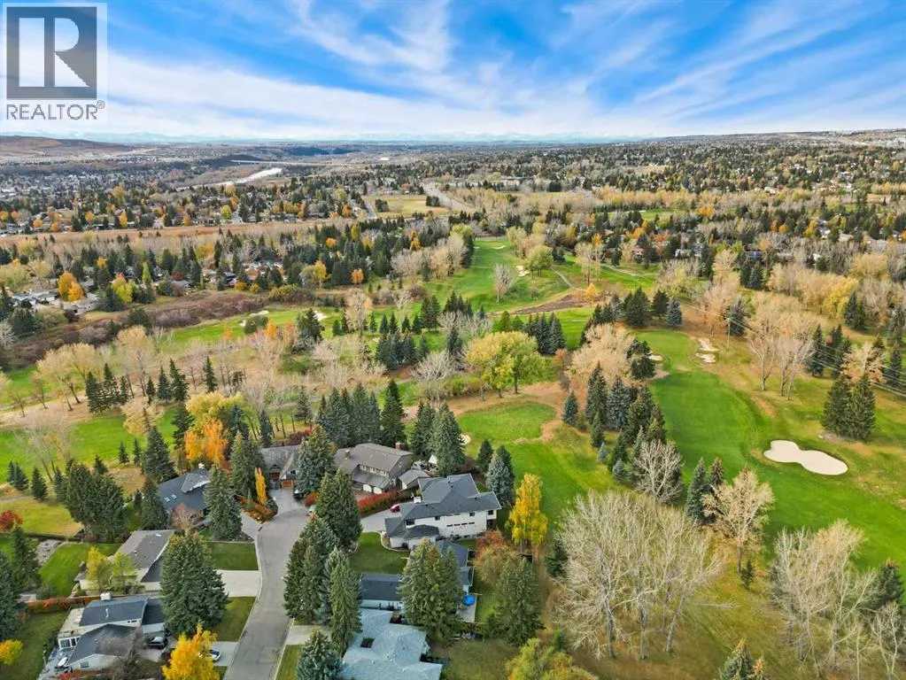 8, 803 Varsity Estates Drive NW