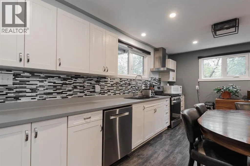 21 Gregoire Avenue