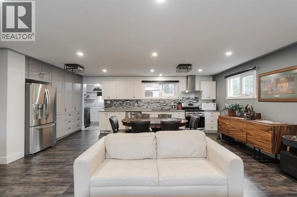 21 Gregoire Avenue