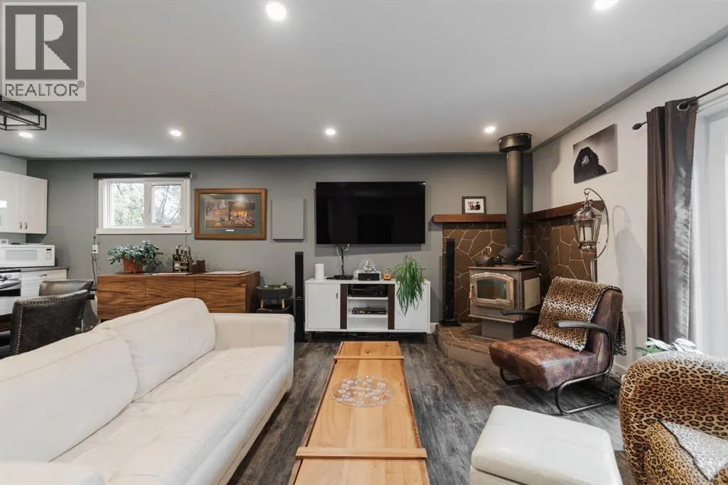 21 Gregoire Avenue