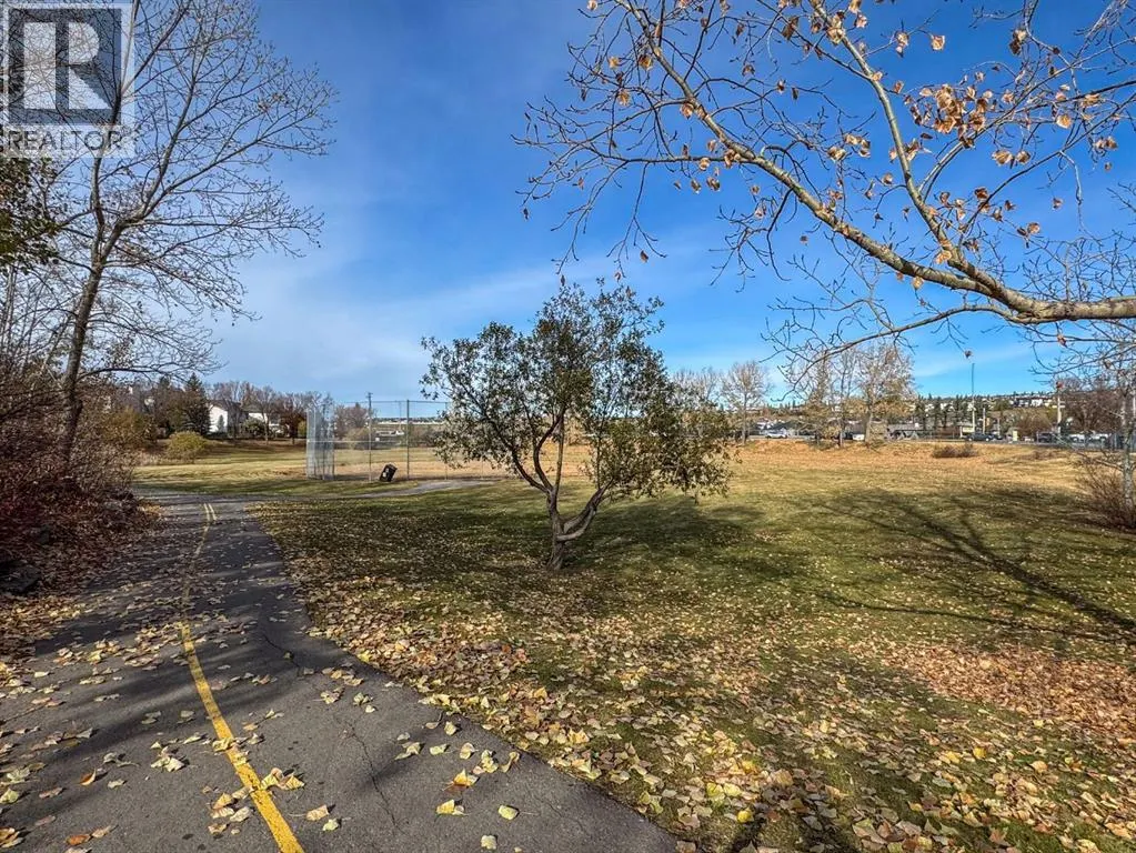 27 Hidden Valley Link NW