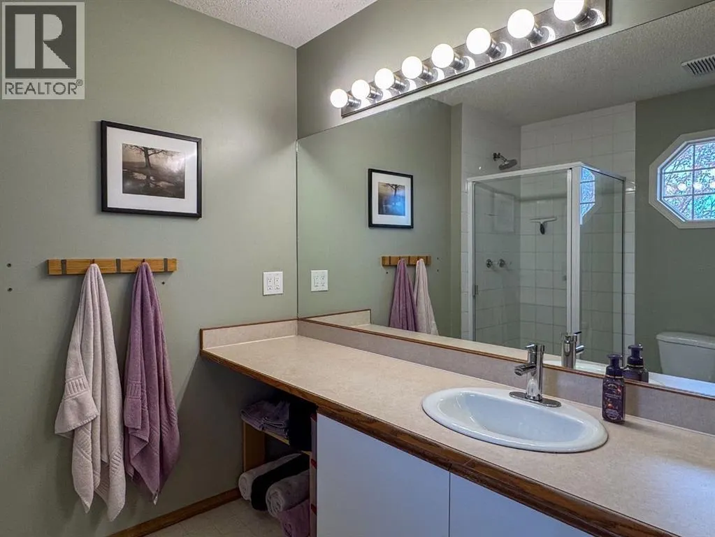 27 Hidden Valley Link NW