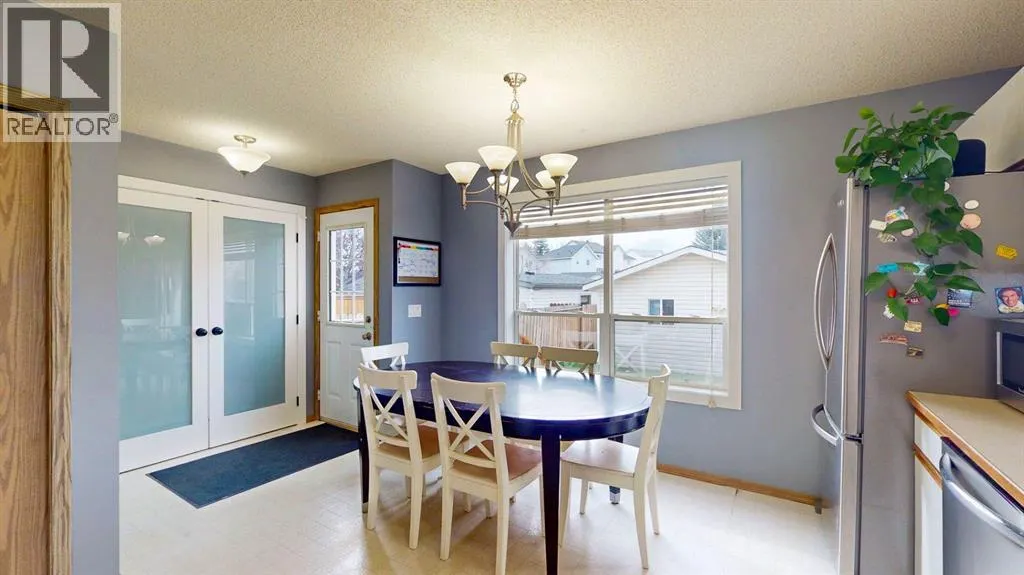 27 Hidden Valley Link NW