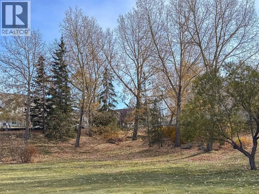 27 Hidden Valley Link NW